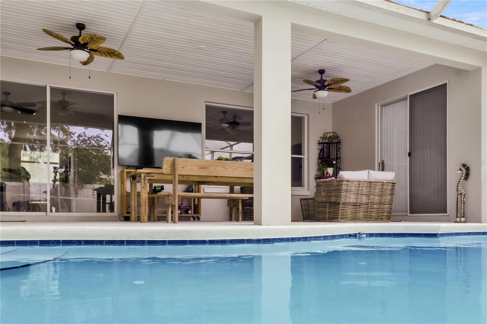 Image 5 of 36 For 6068 Spruce Point Circle