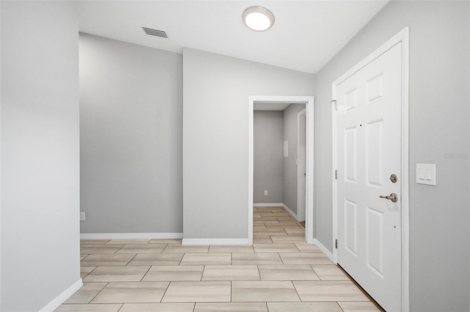 Image 12 of 51 For 2 Lynton Place B