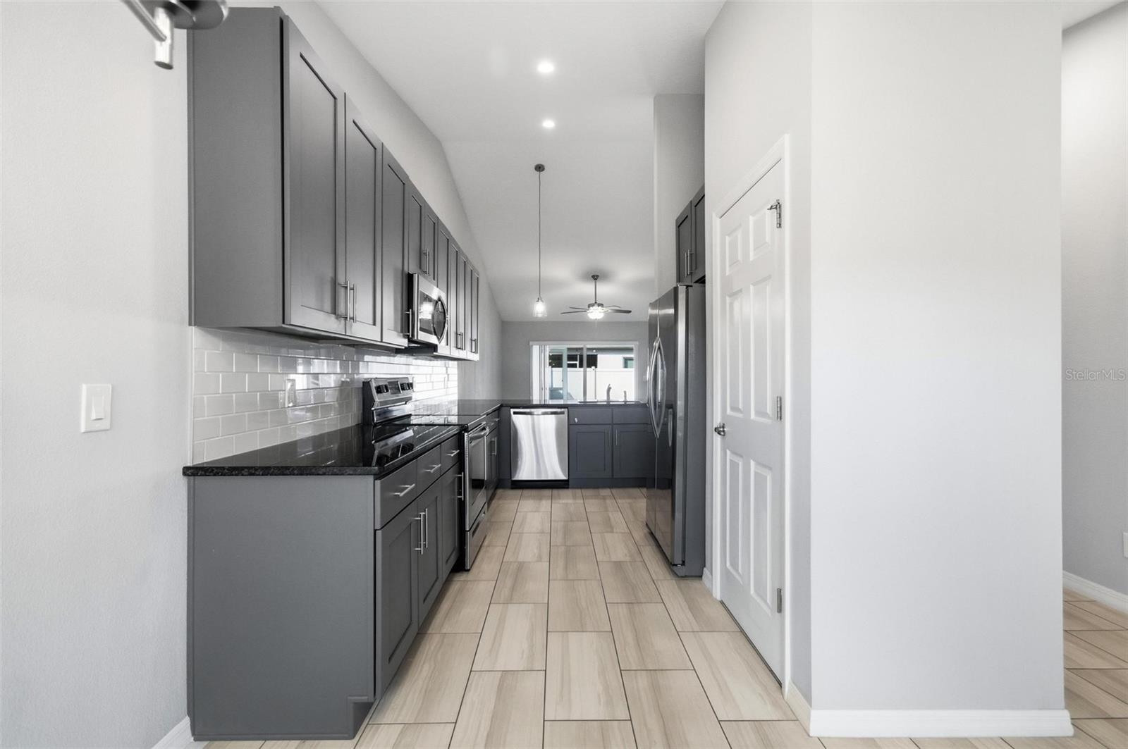 Image 15 of 51 For 2 Lynton Place B