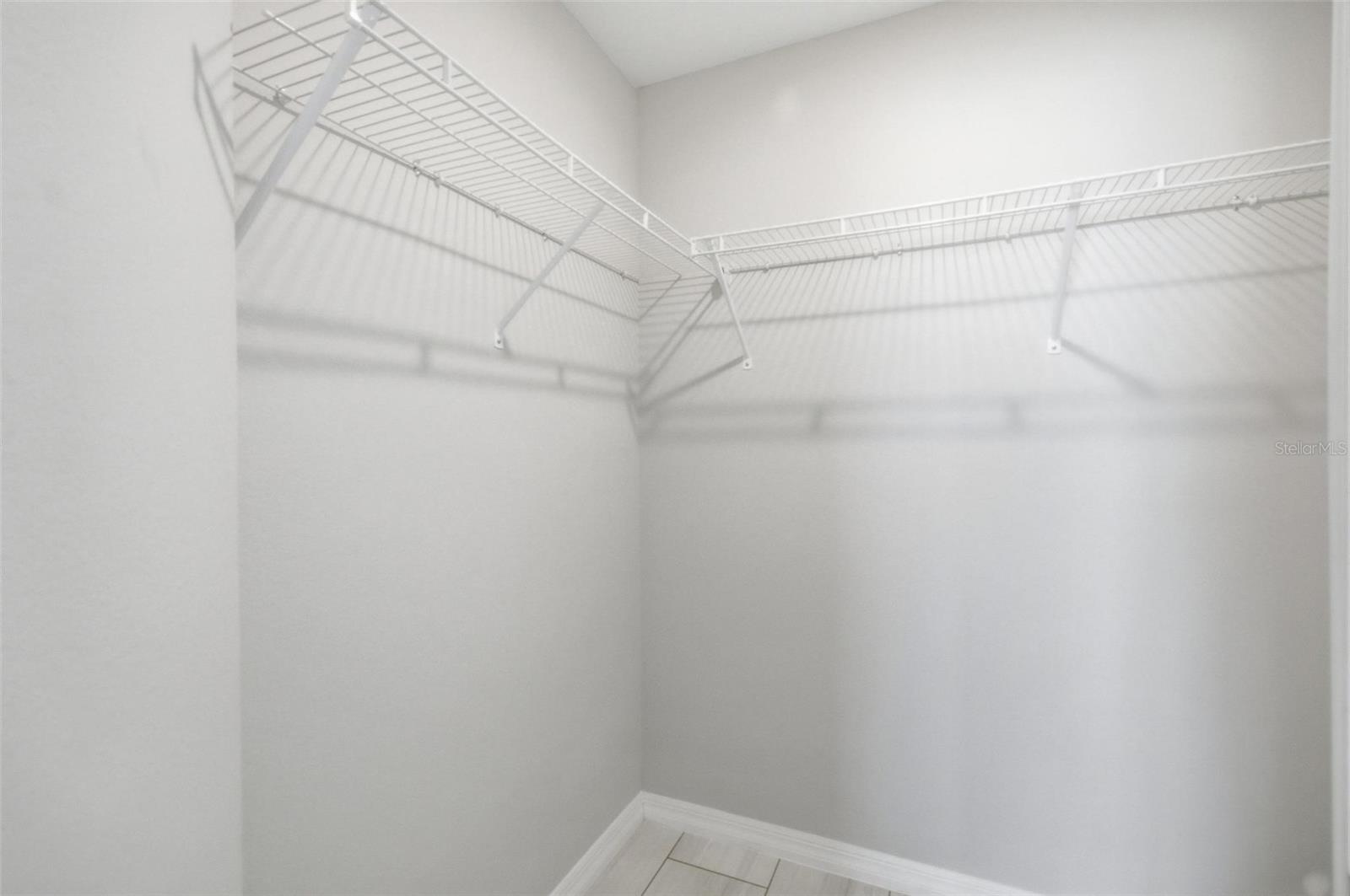 Image 37 of 51 For 2 Lynton Place B