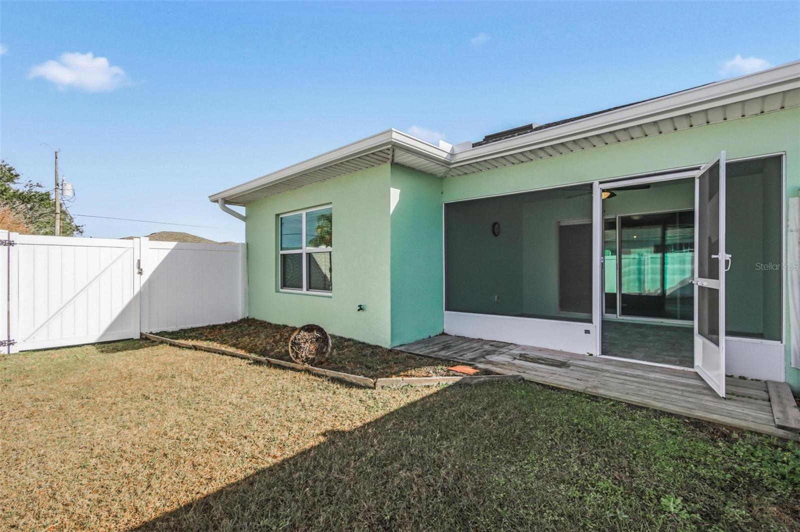 Image 50 of 51 For 2 Lynton Place B