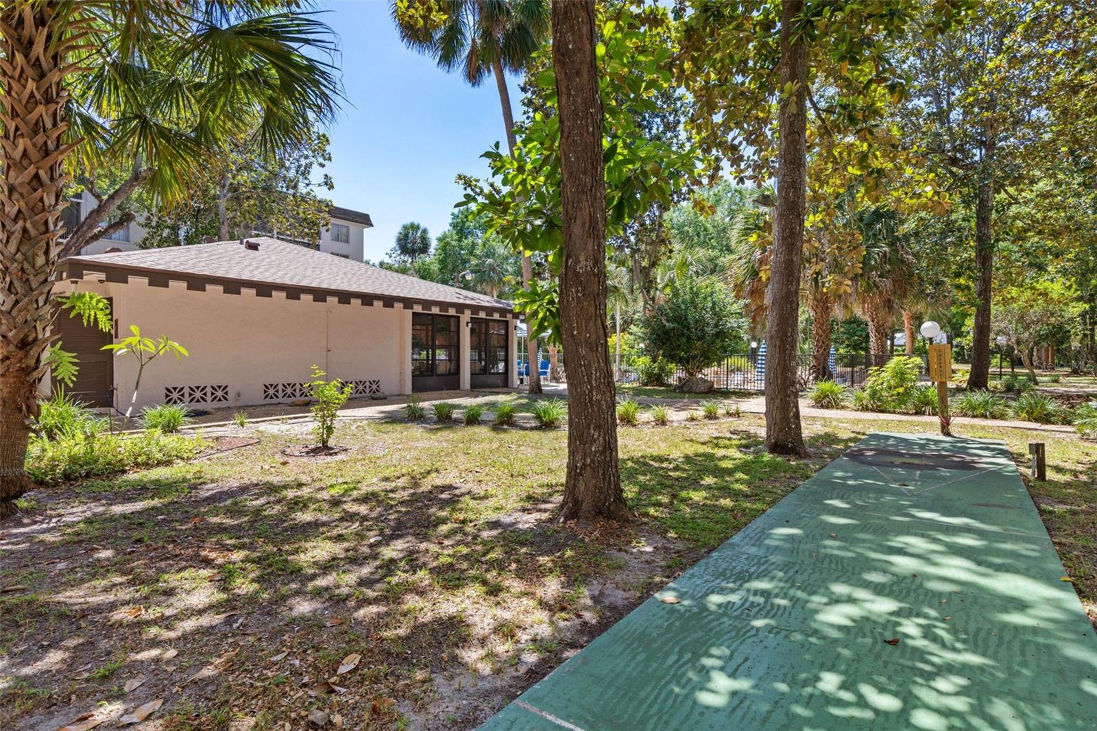 Image 39 of 52 For 640 Nova Road 117