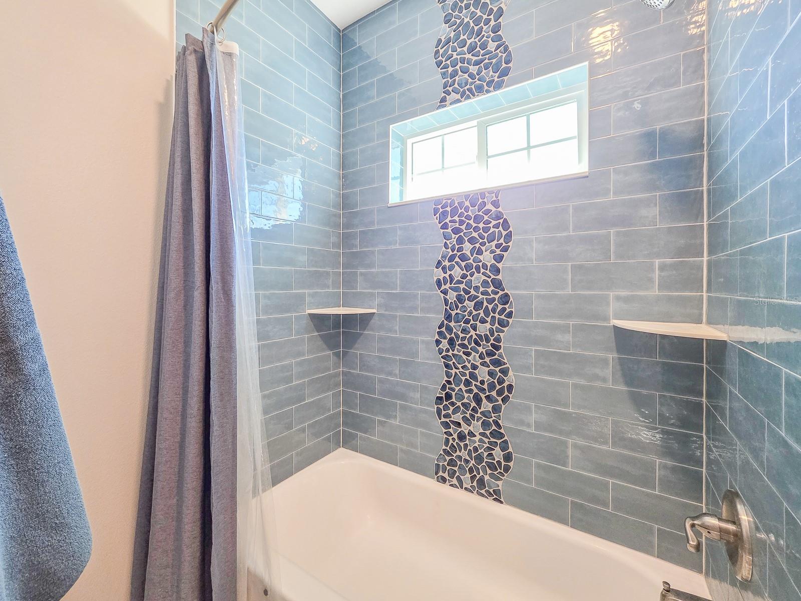 Listing photo id 40 for 3428 Ocean Shore Boulevard