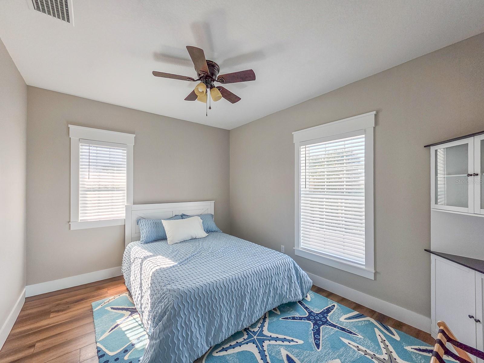 Listing photo id 41 for 3428 Ocean Shore Boulevard