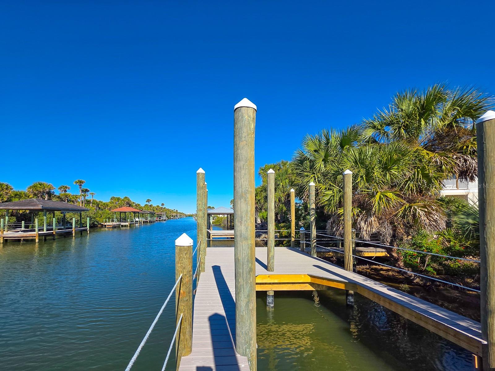 Listing photo id 7 for 3428 Ocean Shore Boulevard