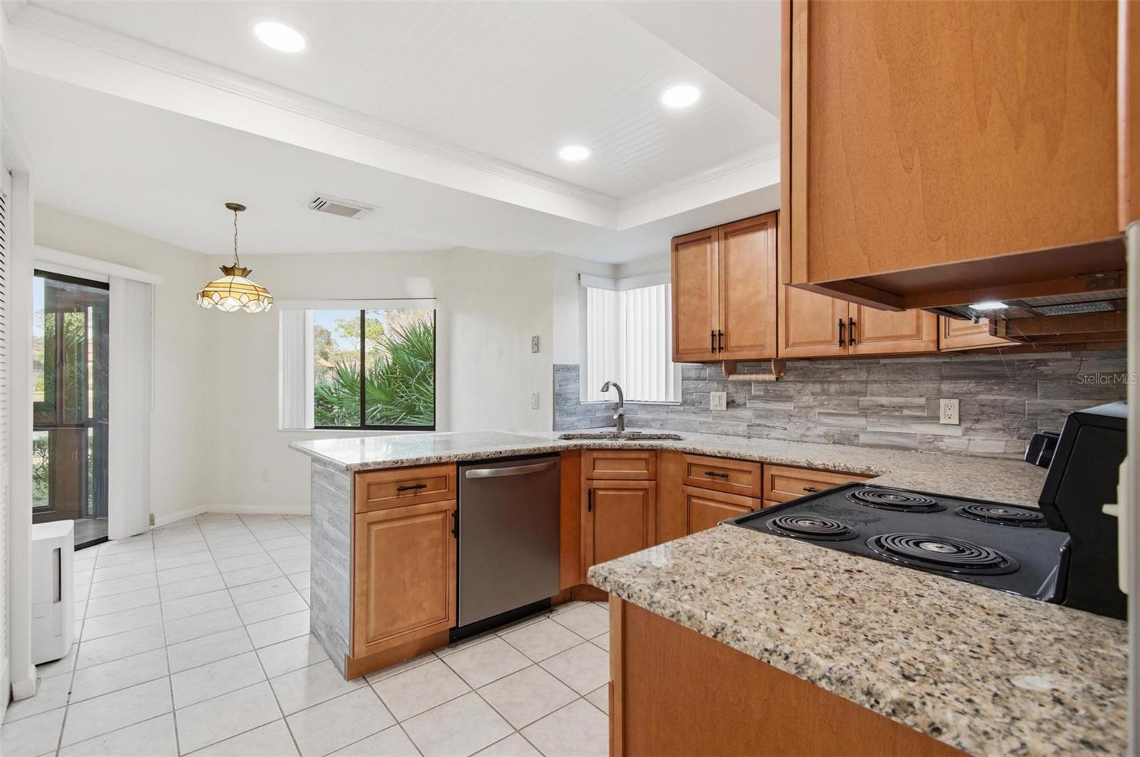 Image 11 of 49 For 41 Hembury Lane