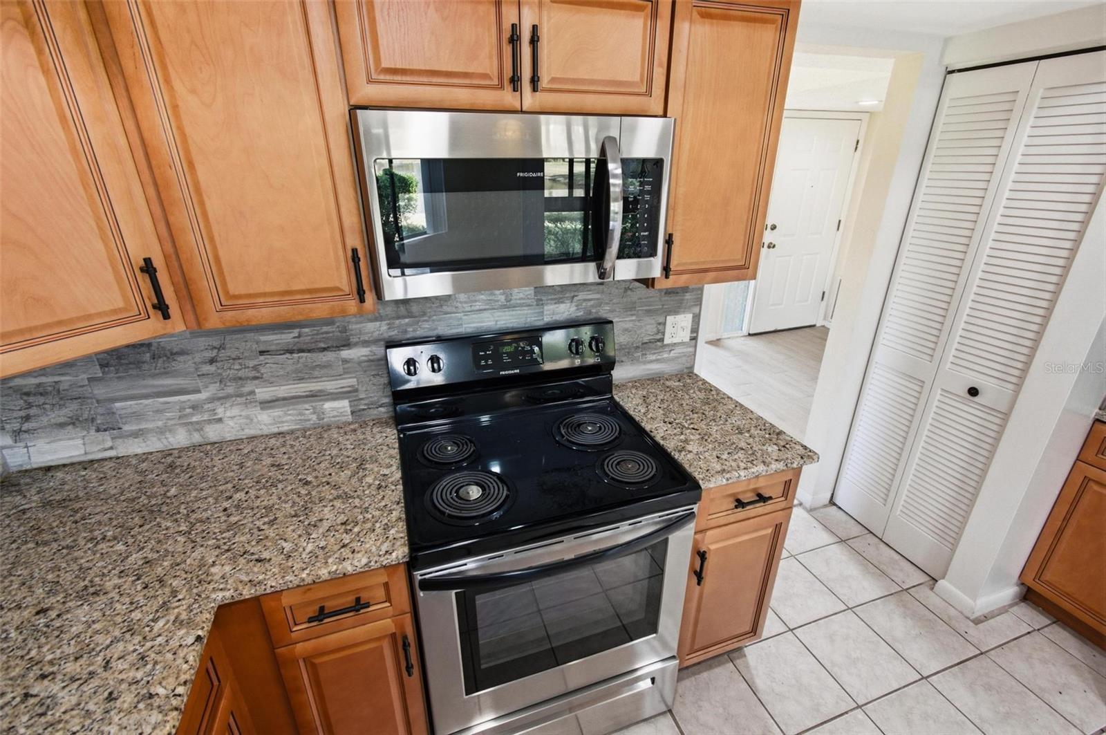 Image 18 of 49 For 41 Hembury Lane