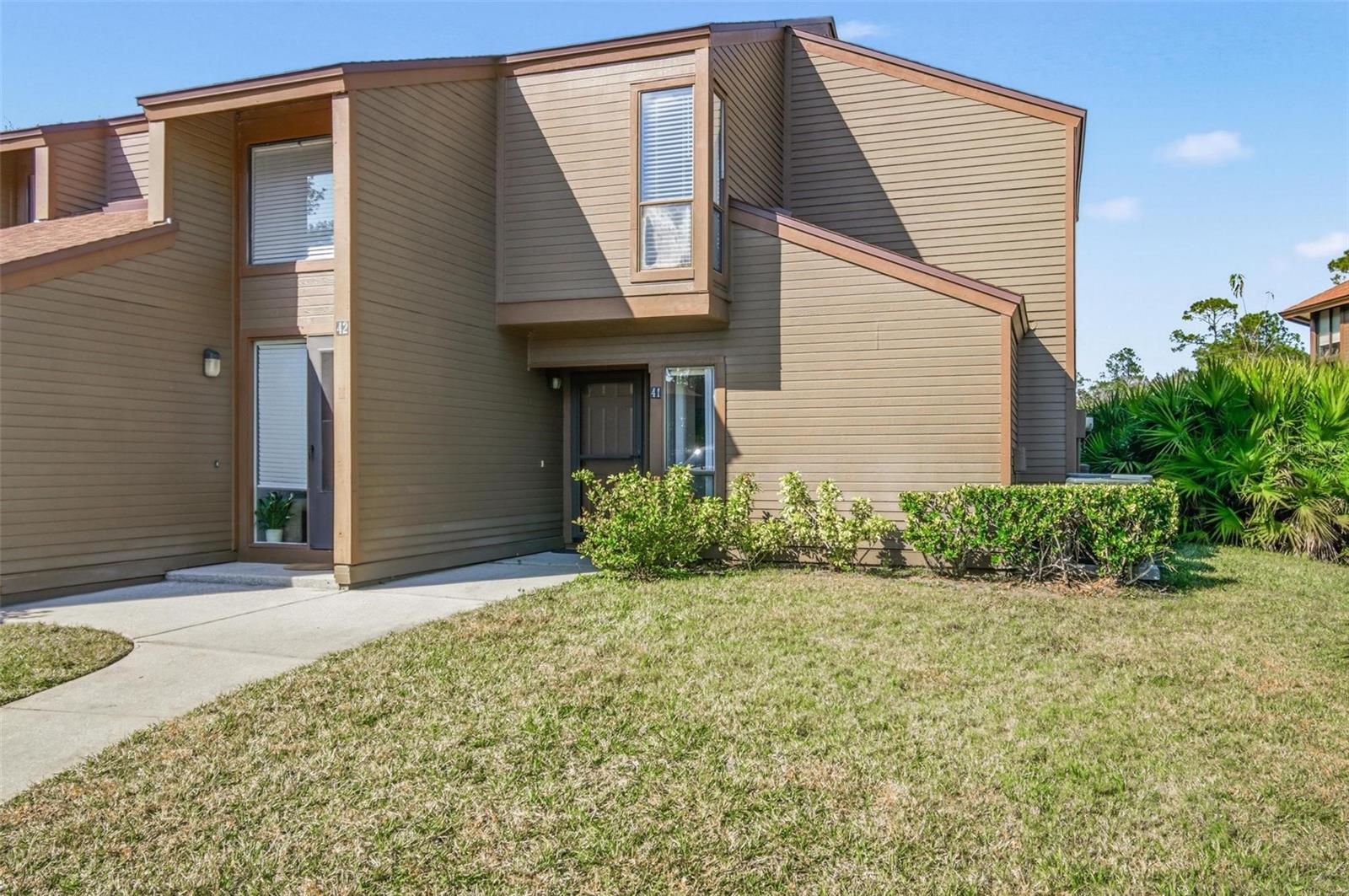 Image 2 of 49 For 41 Hembury Lane