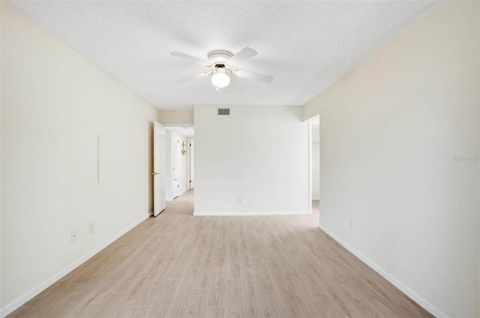 Image 30 of 49 For 41 Hembury Lane