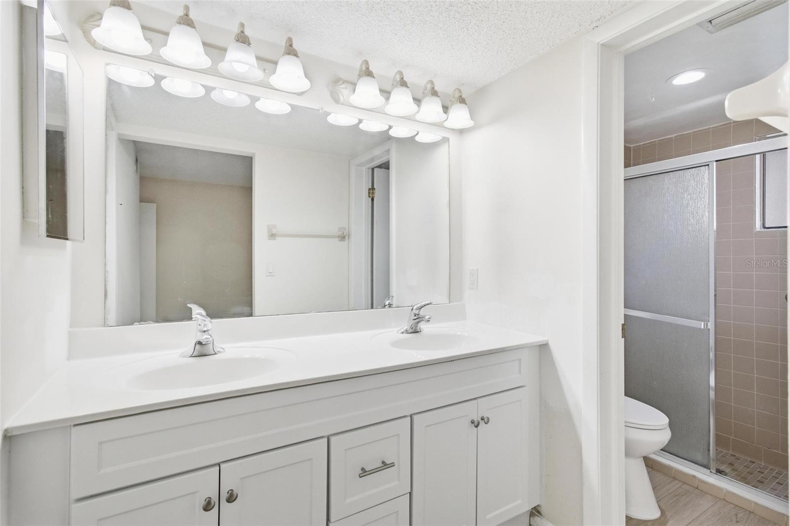 Image 33 of 49 For 41 Hembury Lane