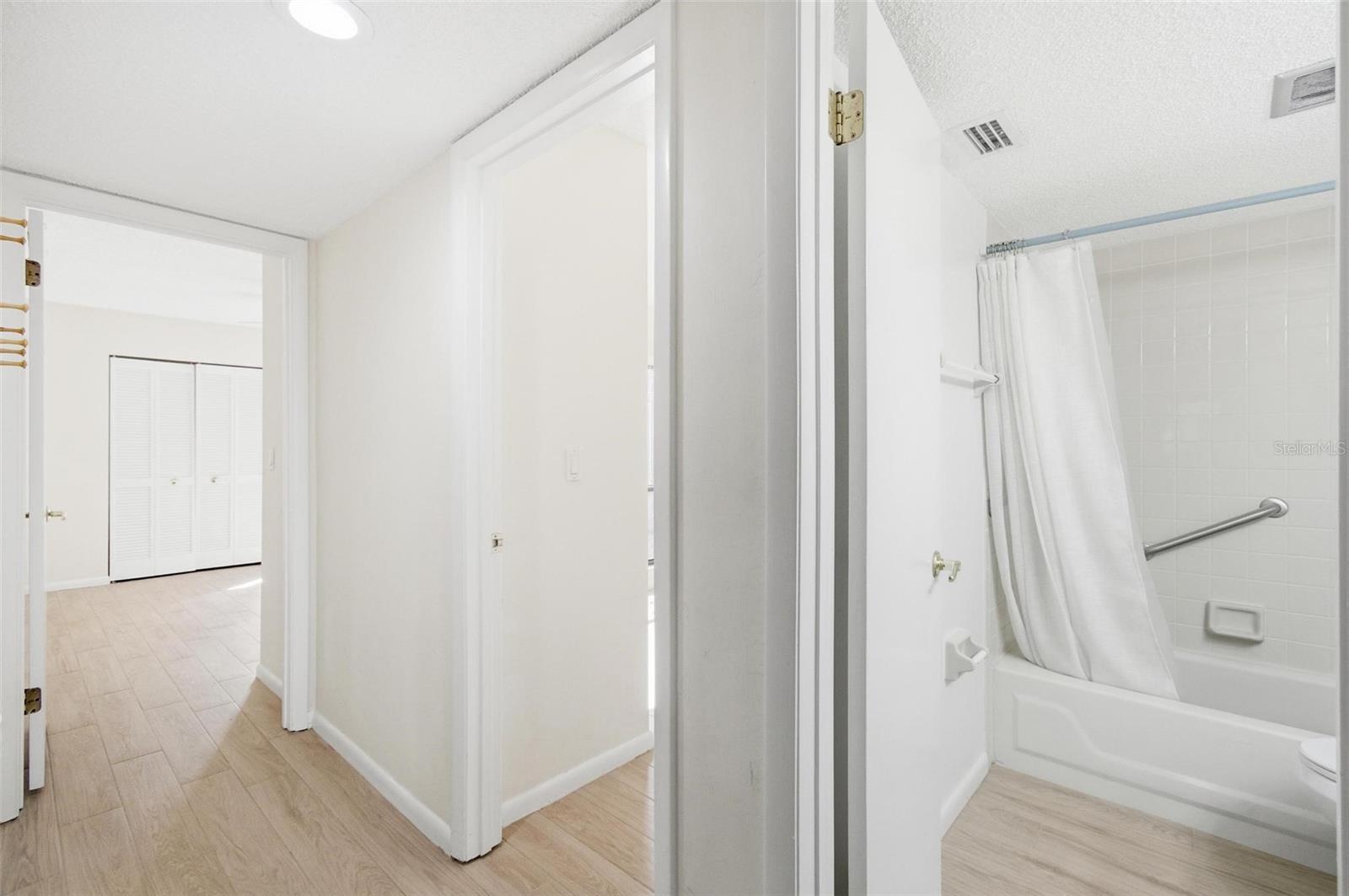 Image 37 of 49 For 41 Hembury Lane