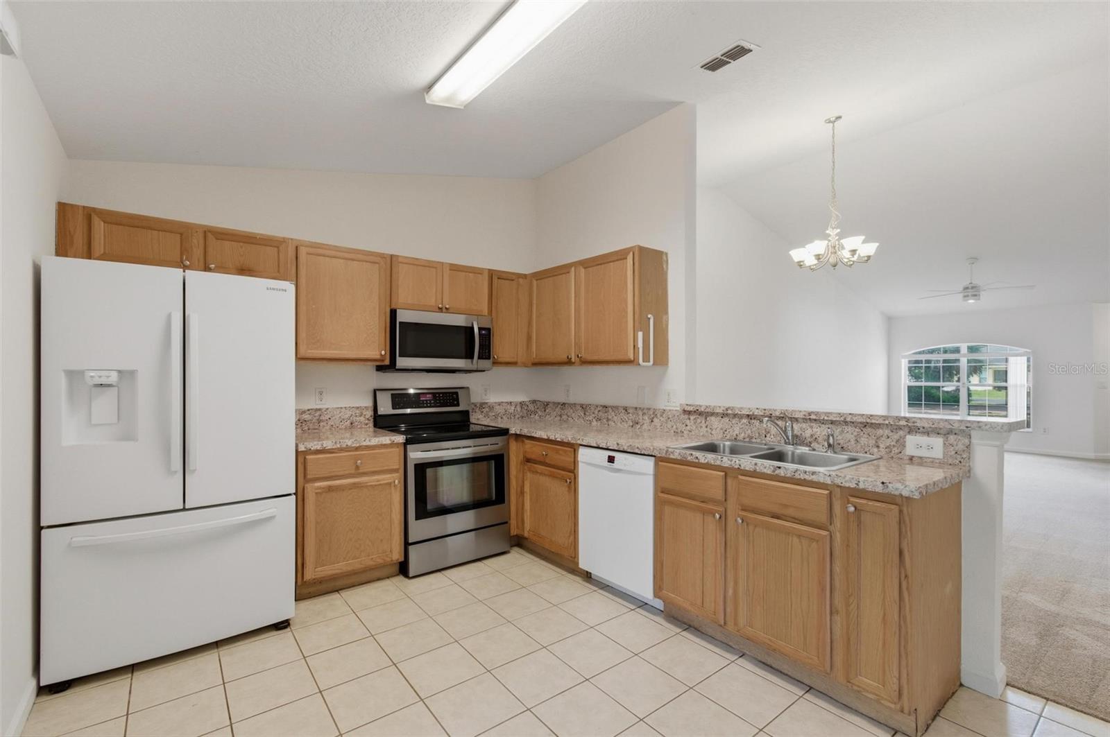 Image 12 of 40 For 6 Plateau Place A