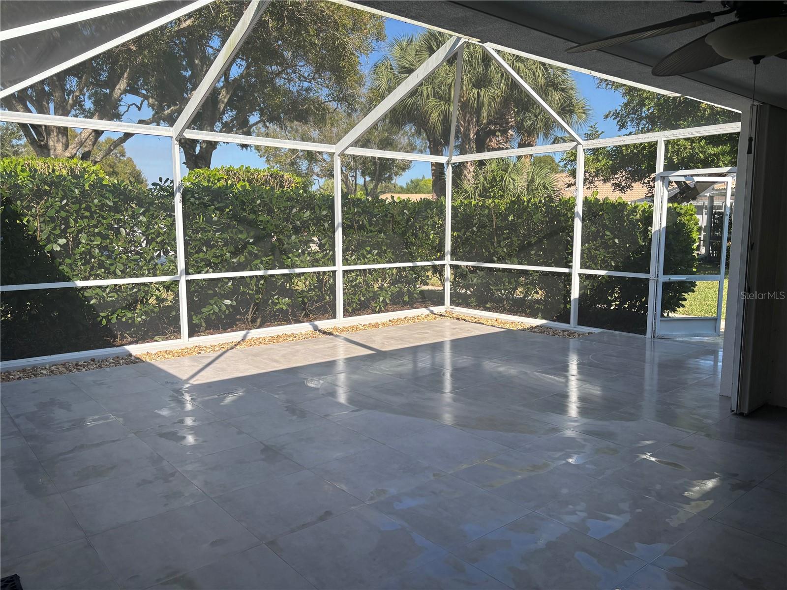 Image 22 of 26 For 9502 Chapman Oak Court