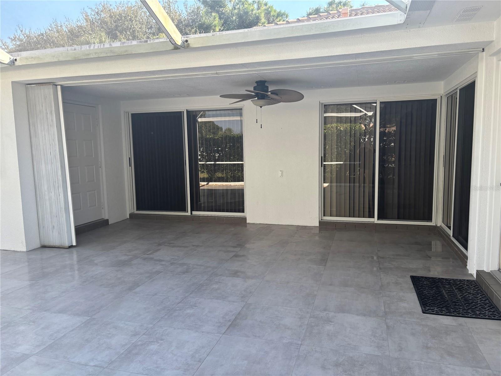 Image 25 of 26 For 9502 Chapman Oak Court