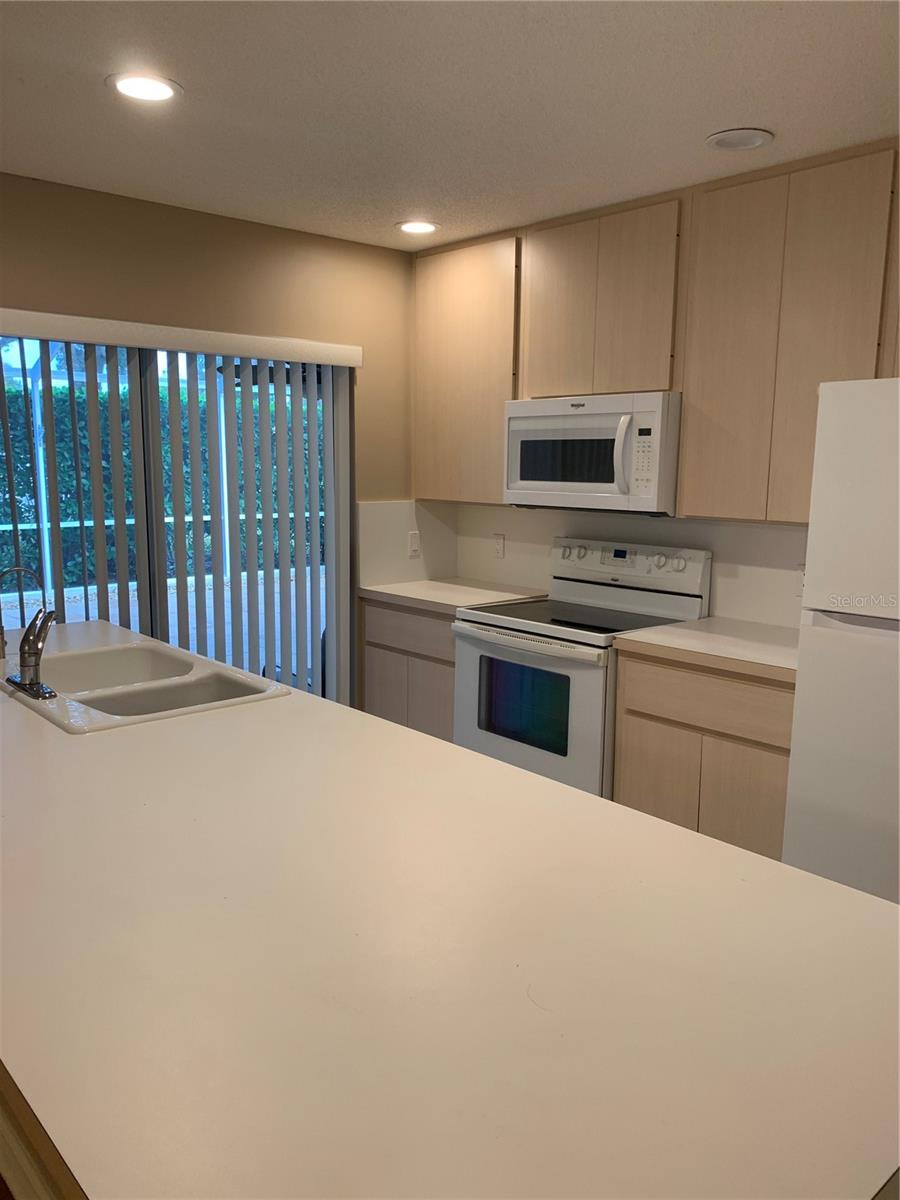 Image 6 of 26 For 9502 Chapman Oak Court