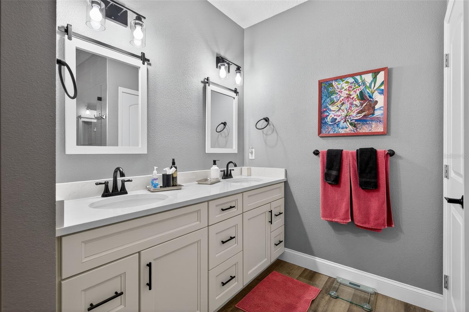 Image 18 of 36 For 45 Riverview Bend 1935