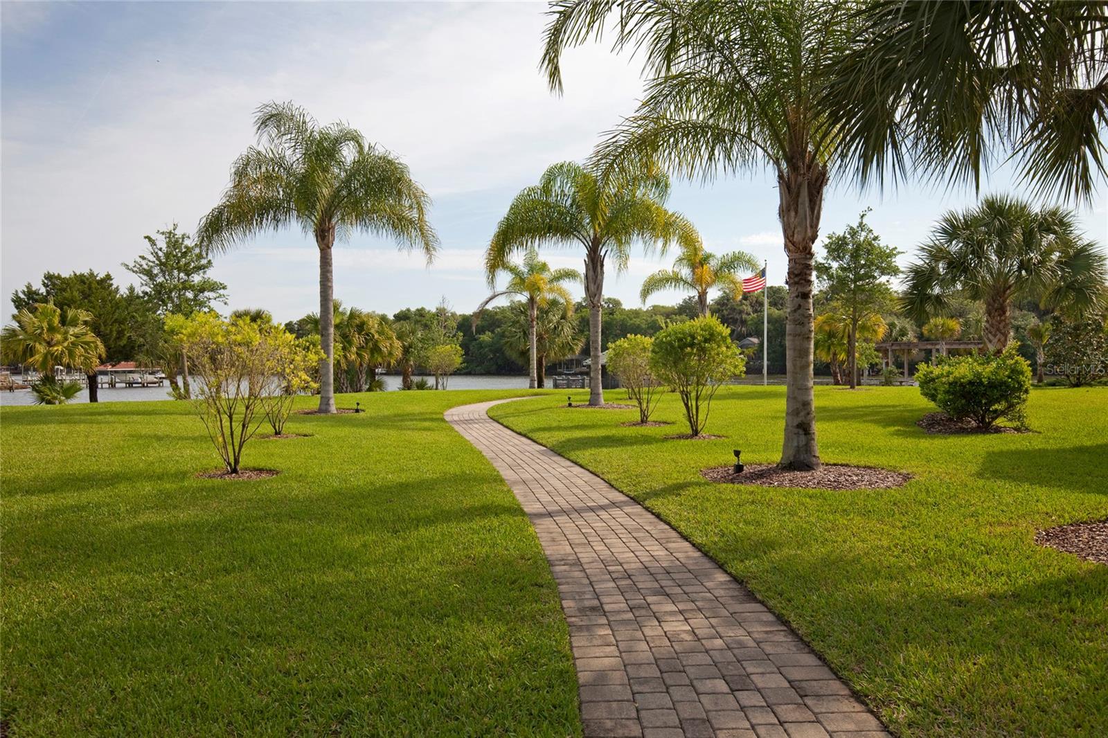 Image 29 of 36 For 45 Riverview Bend 1935