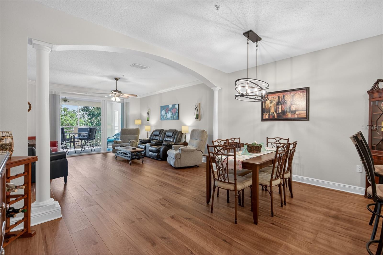 Image 7 of 36 For 45 Riverview Bend 1935