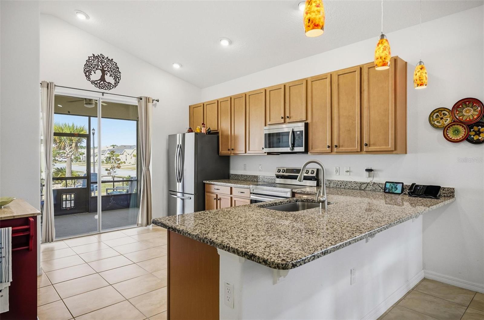 Image 11 of 34 For 2 Tideway Trail