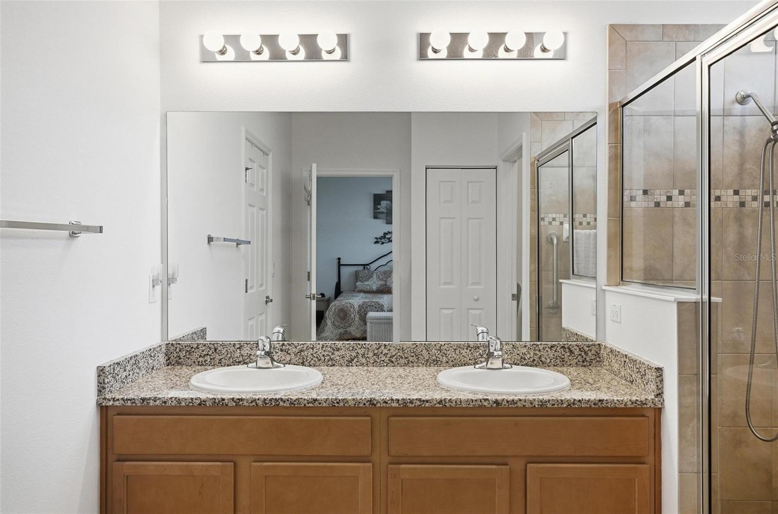 Image 18 of 34 For 2 Tideway Trail