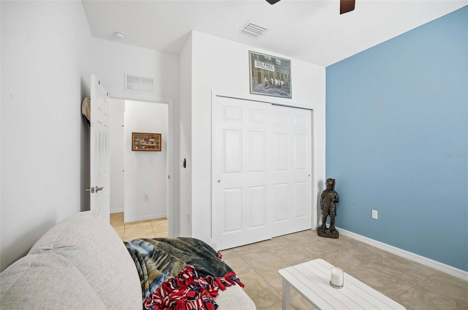 Image 24 of 34 For 2 Tideway Trail