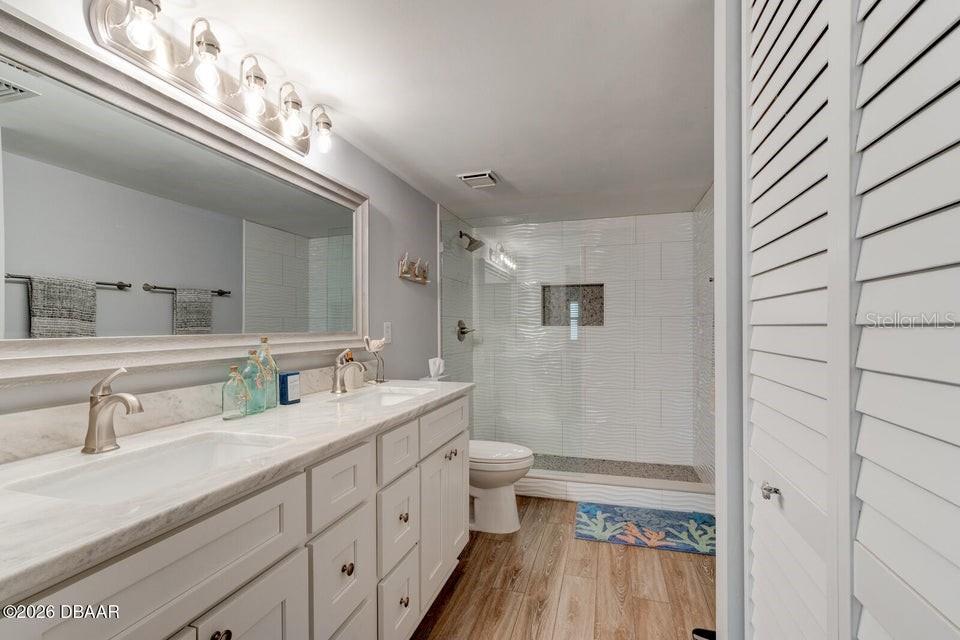 Image 10 of 21 For 2290 Ocean Shore Boulevard 5030