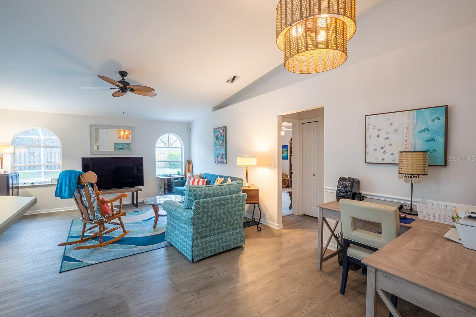 Image 19 of 50 For 18 Westrock Lane