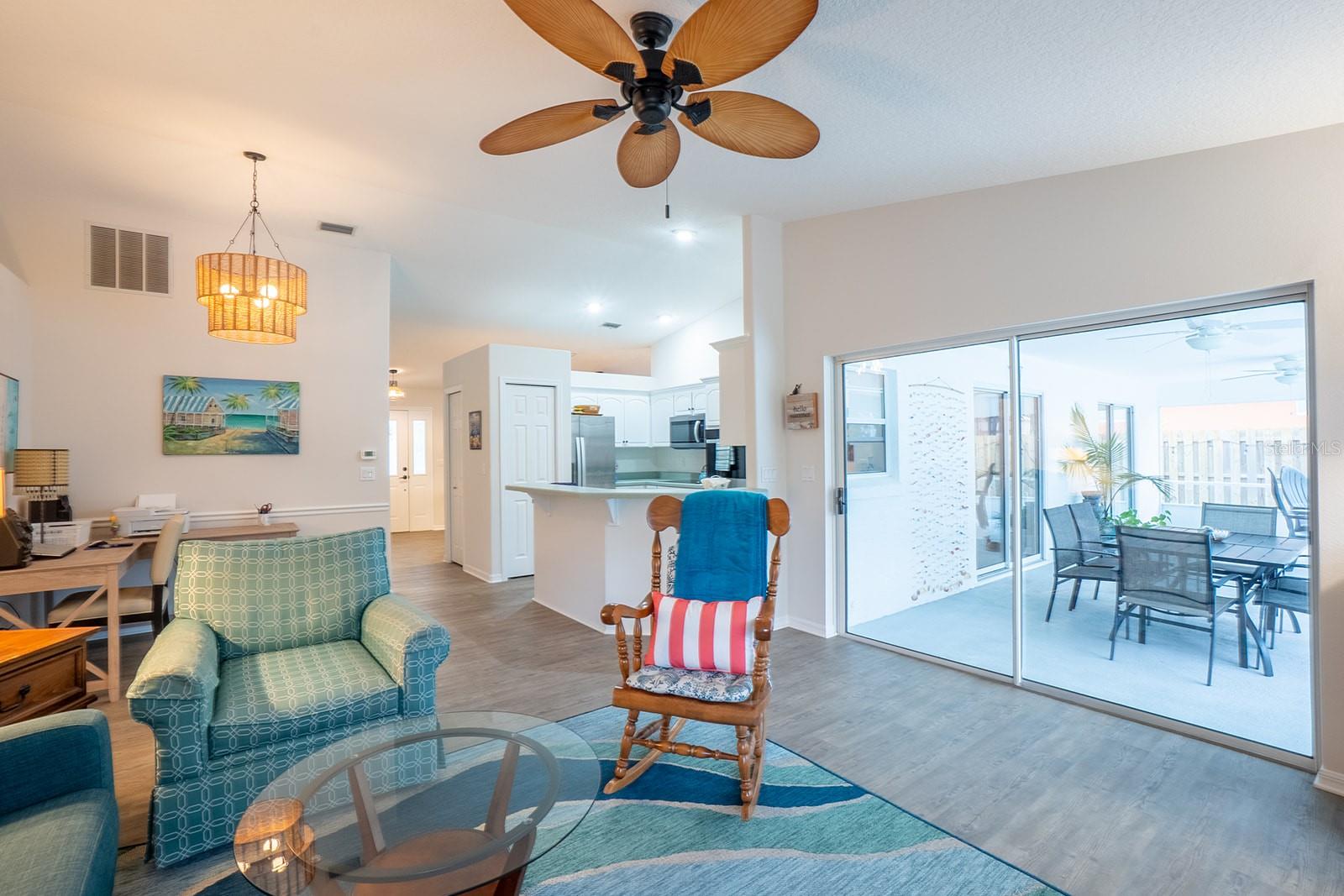 Image 6 of 50 For 18 Westrock Lane