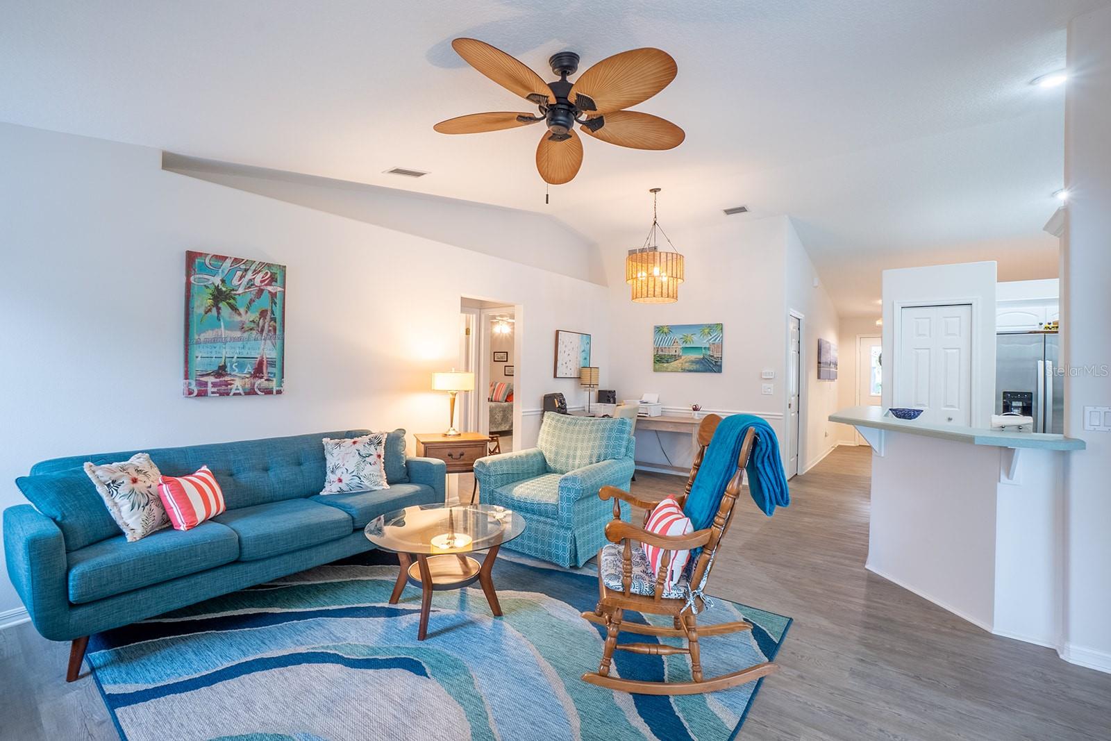 Image 8 of 50 For 18 Westrock Lane