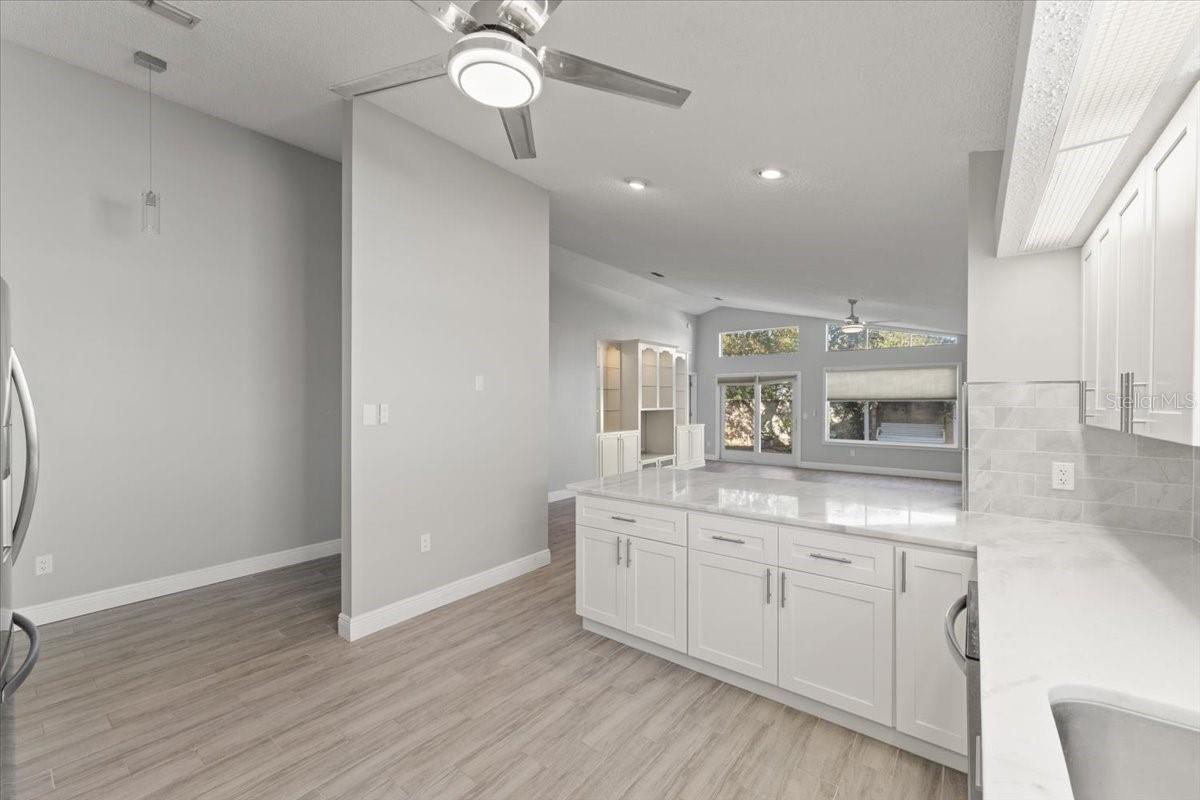 Image 11 of 37 For 224 Sea Woods Drive N