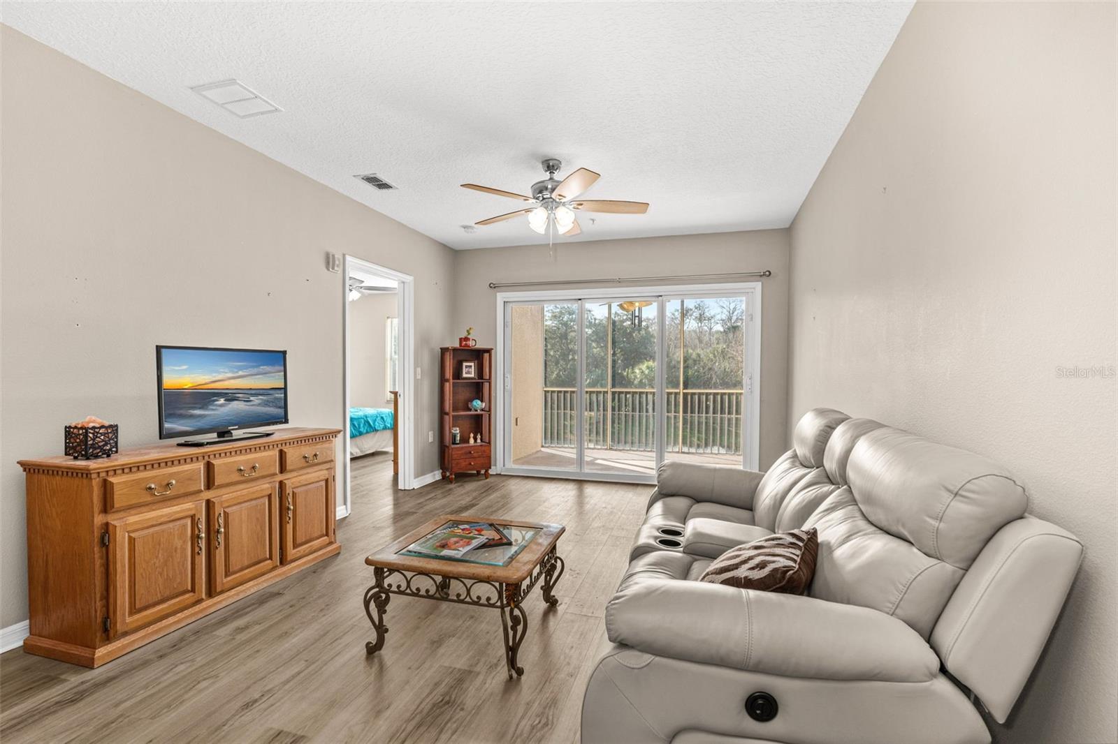 Image 19 of 54 For 1200 Canopy Walk Lane 1223