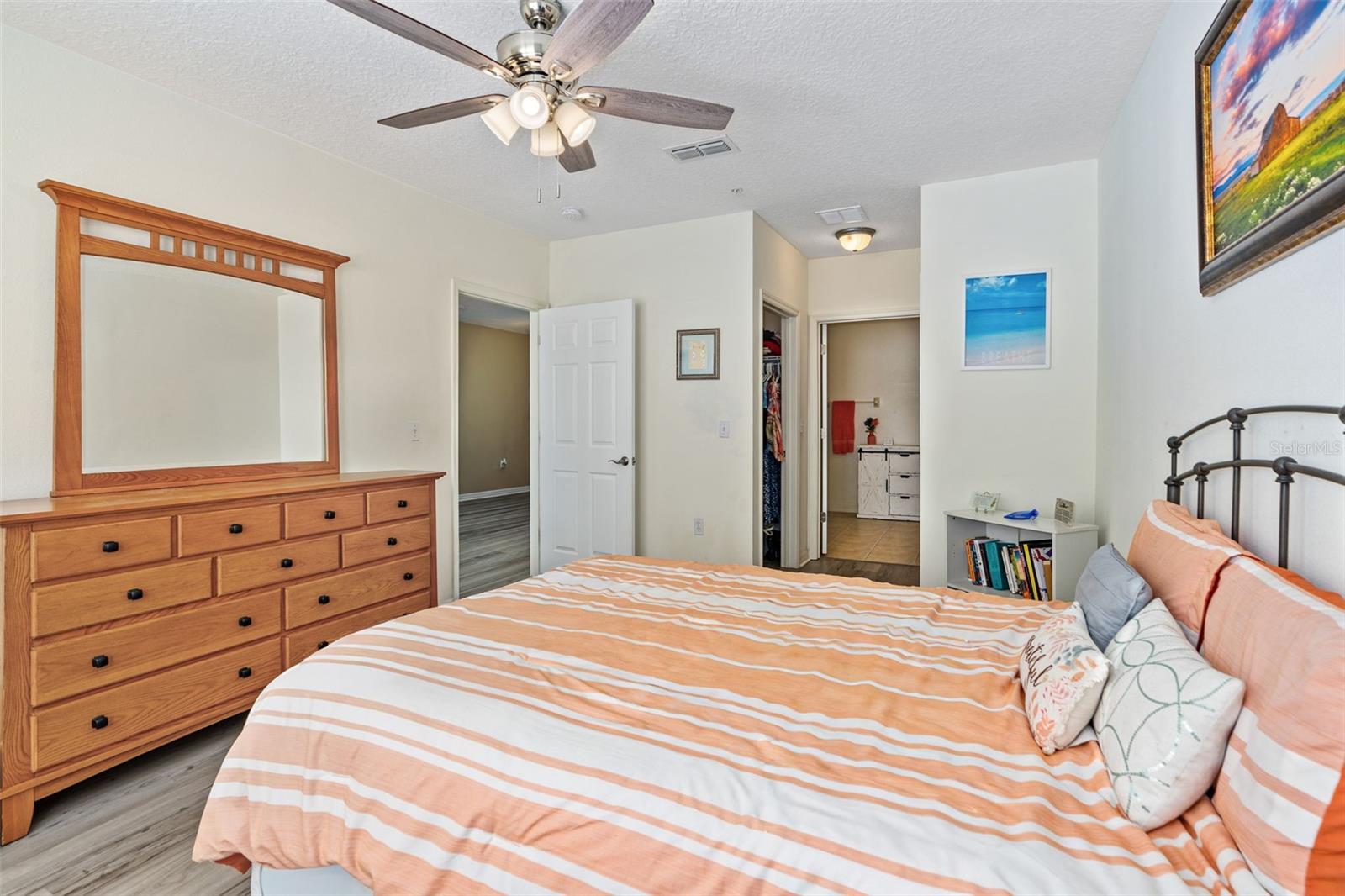 Image 28 of 54 For 1200 Canopy Walk Lane 1223