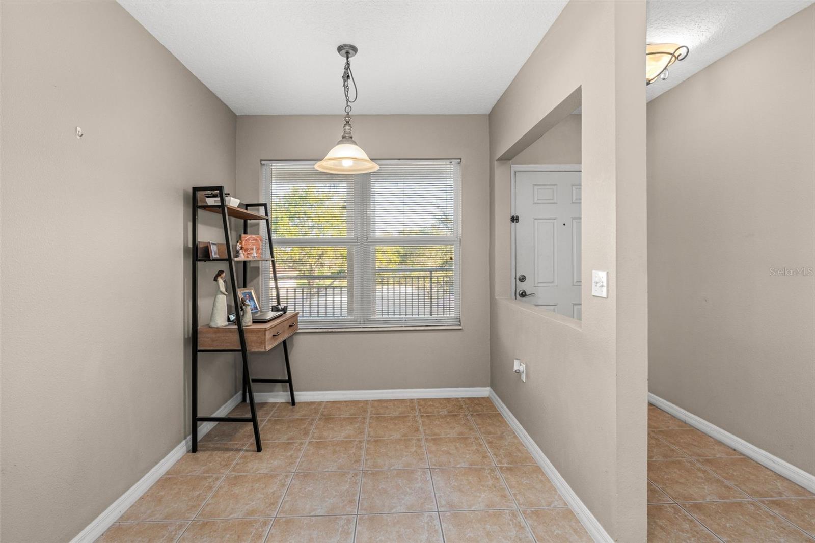 Image 9 of 54 For 1200 Canopy Walk Lane 1223