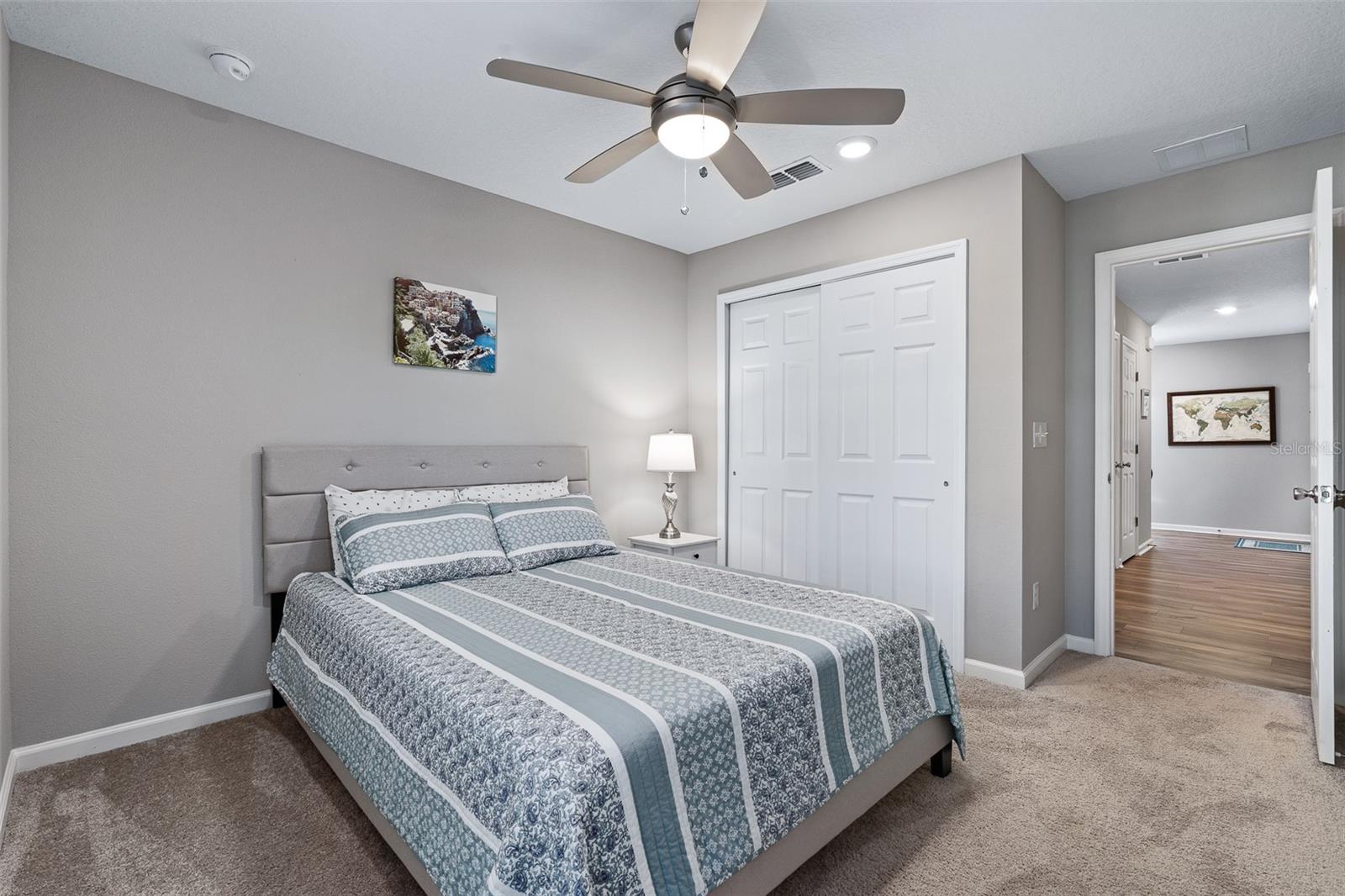 Image 31 of 47 For 48 Waverly Lane