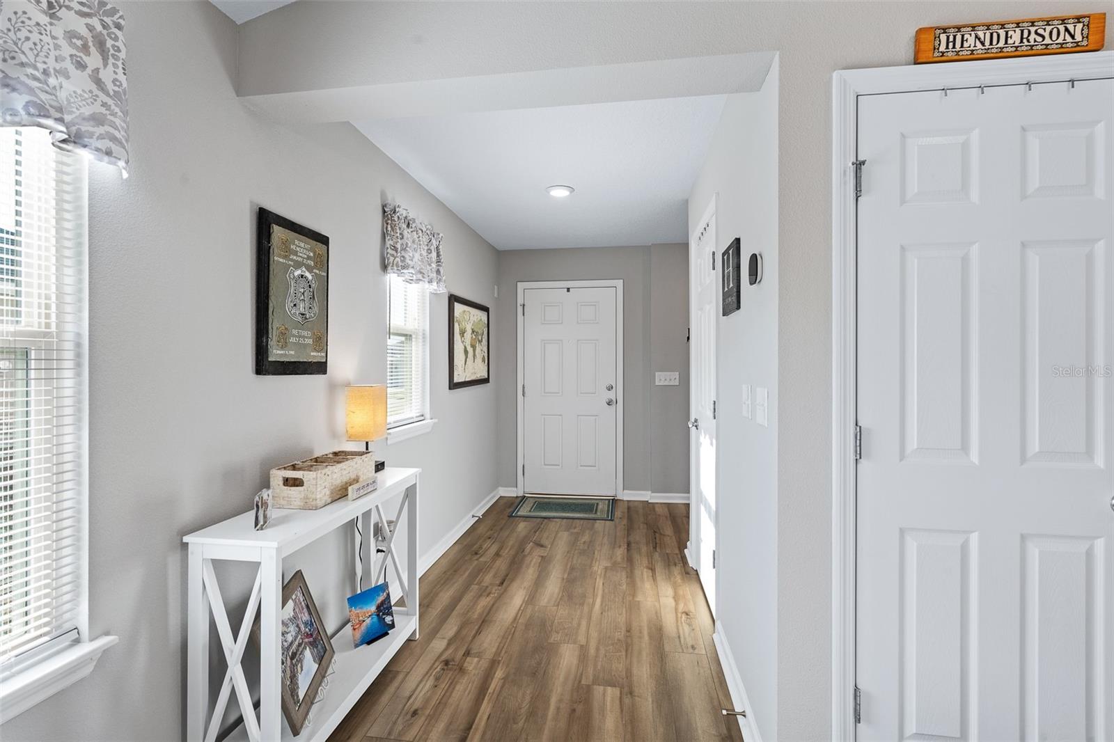 Image 5 of 47 For 48 Waverly Lane