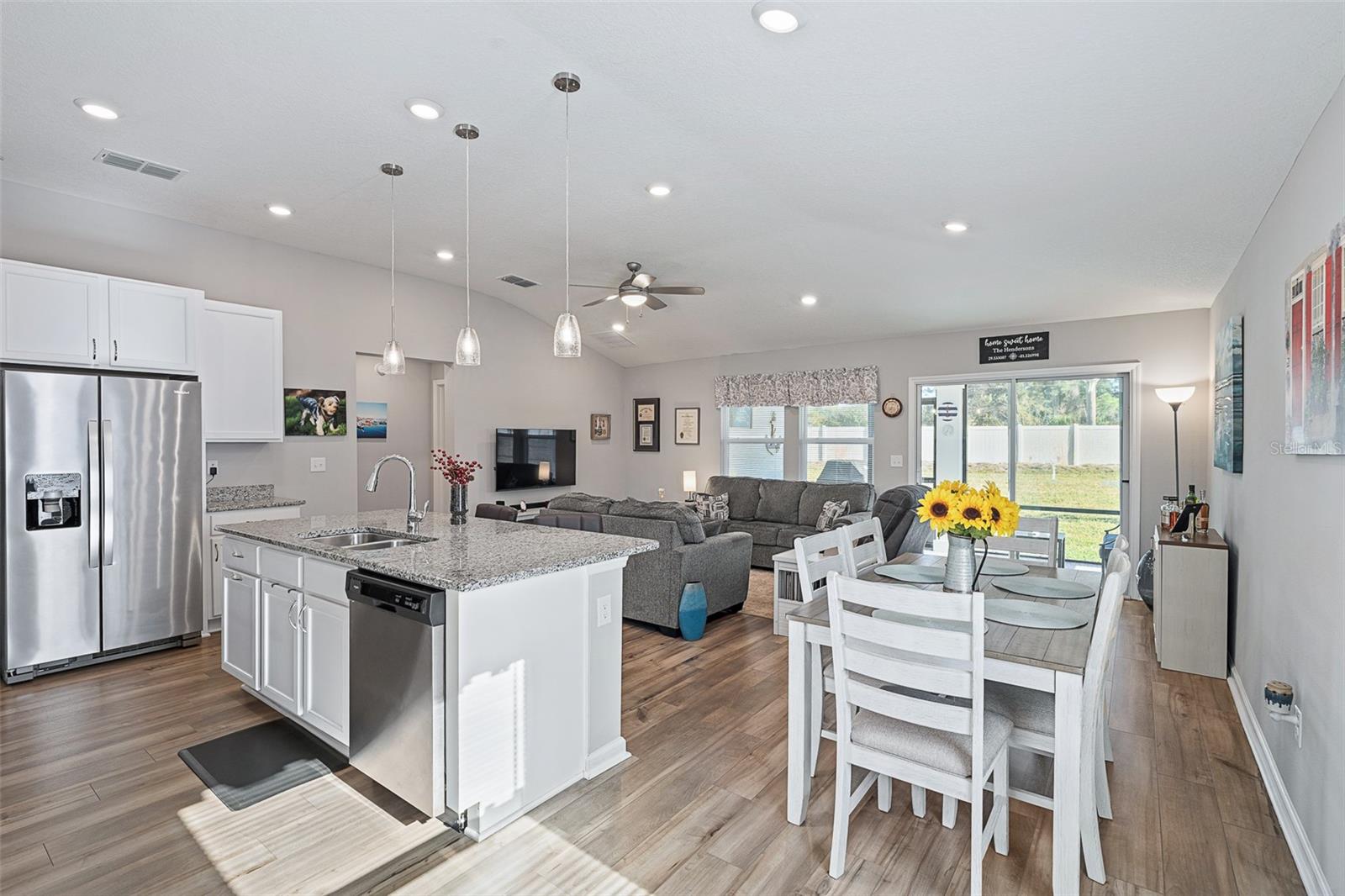 Image 7 of 47 For 48 Waverly Lane