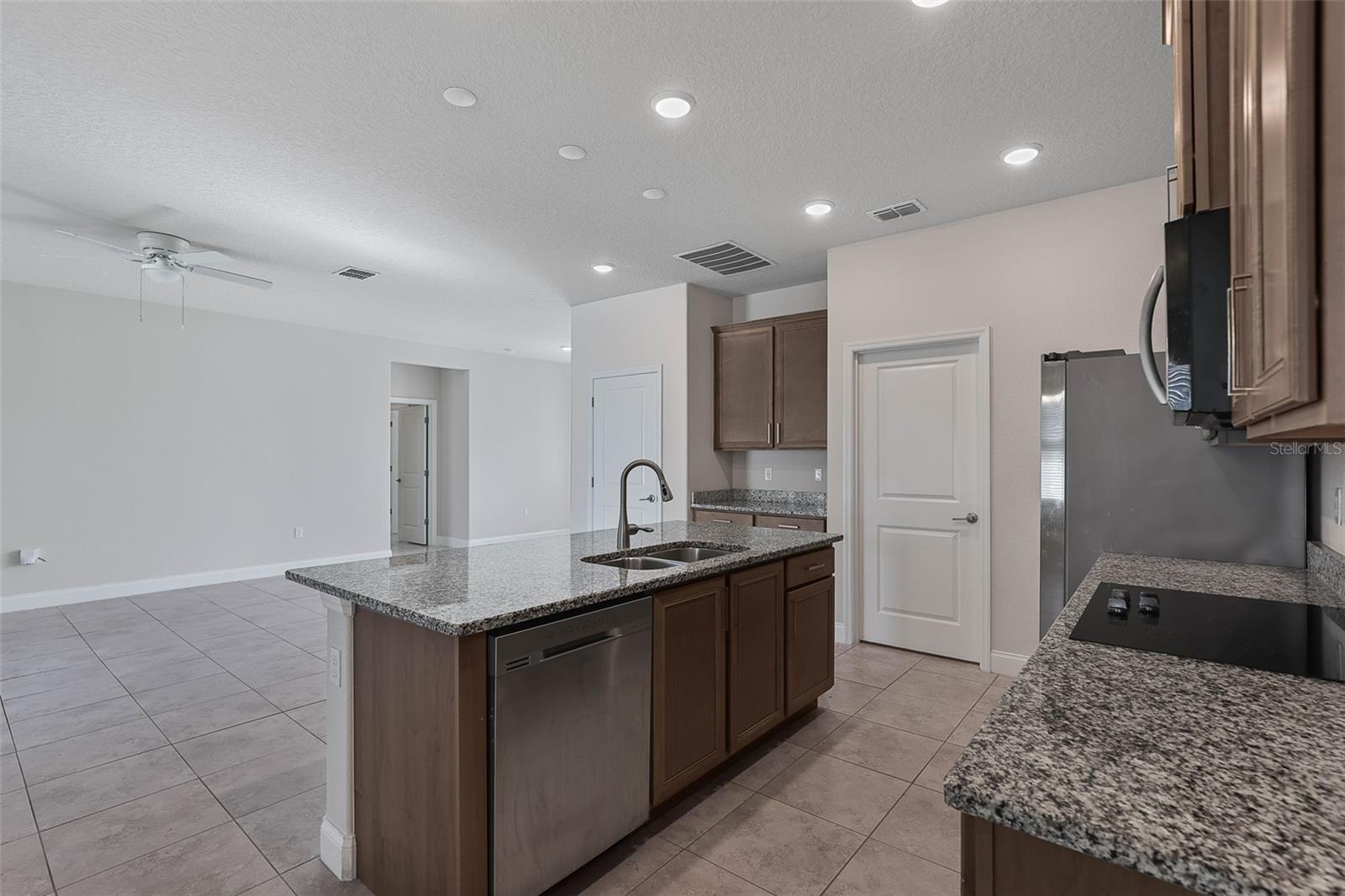 Image 15 of 65 For 32 Fernon Lane