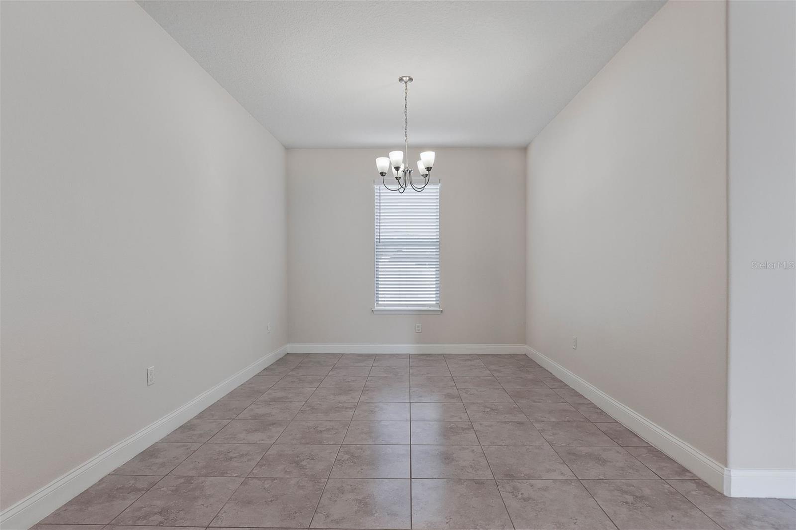 Image 19 of 65 For 32 Fernon Lane