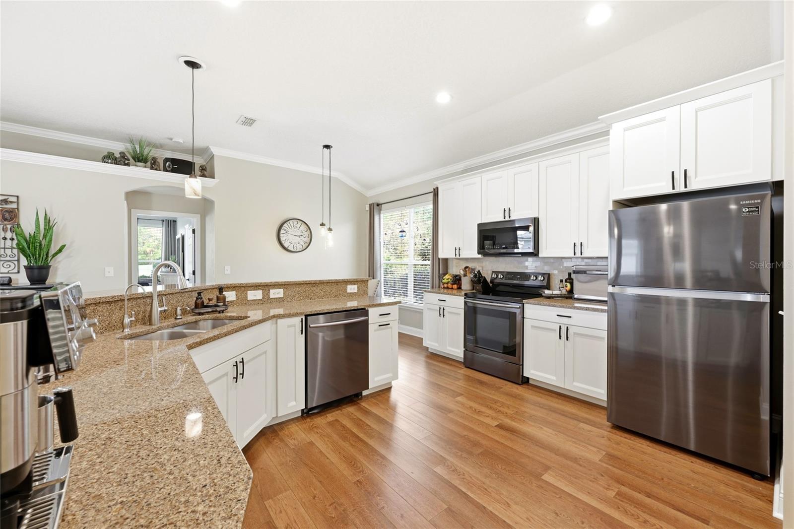 Image 23 of 57 For 1404 Stockbridge Lane