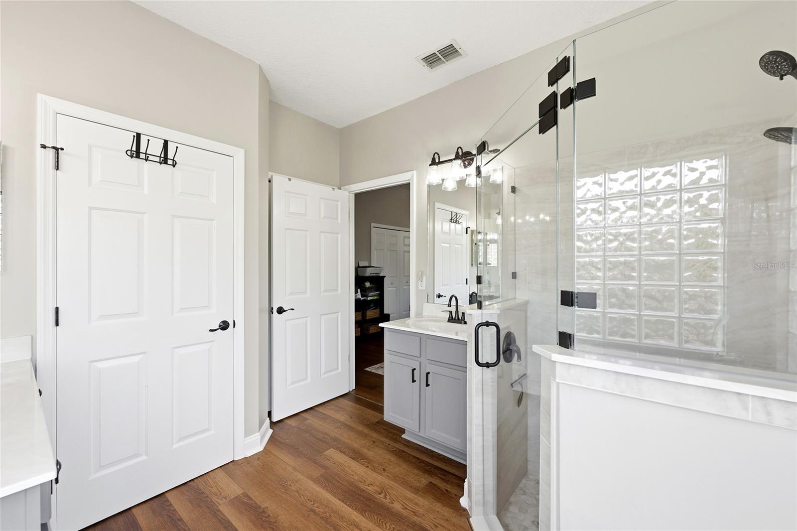 Image 36 of 57 For 1404 Stockbridge Lane