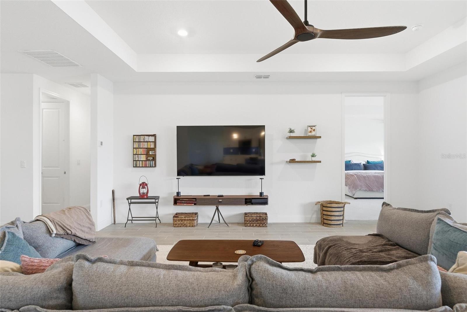 Image 12 of 80 For 4191 Acoma Drive