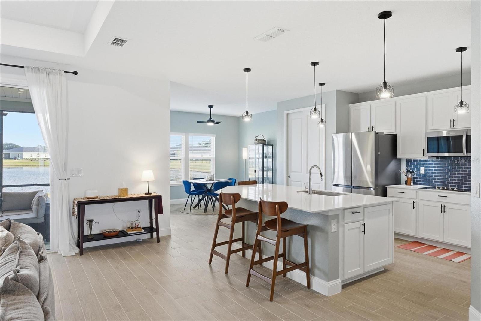 Image 15 of 80 For 4191 Acoma Drive