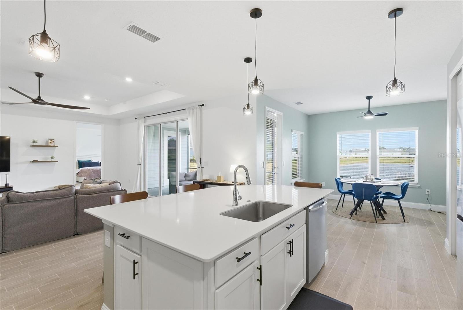 Image 21 of 80 For 4191 Acoma Drive