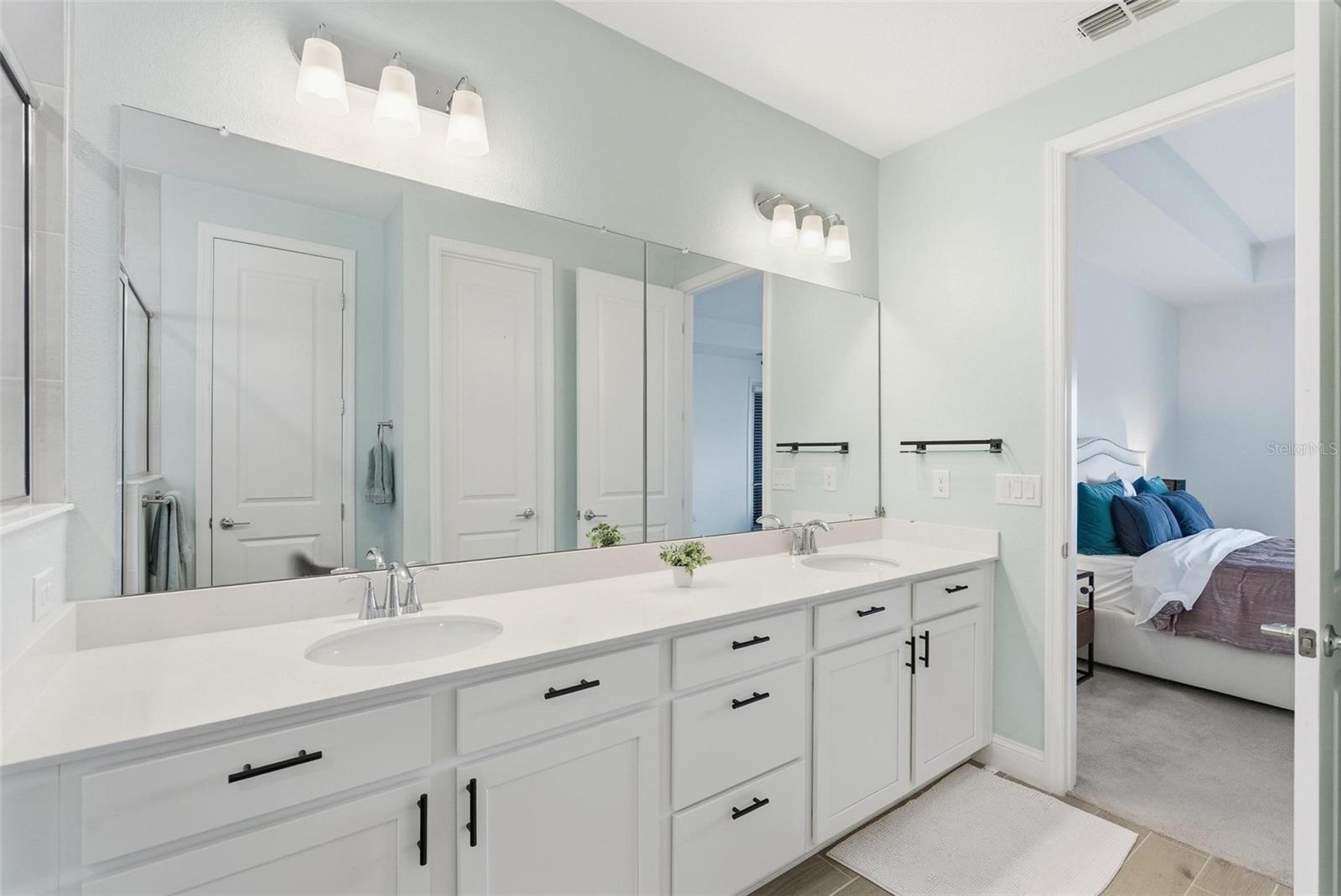 Image 39 of 80 For 4191 Acoma Drive