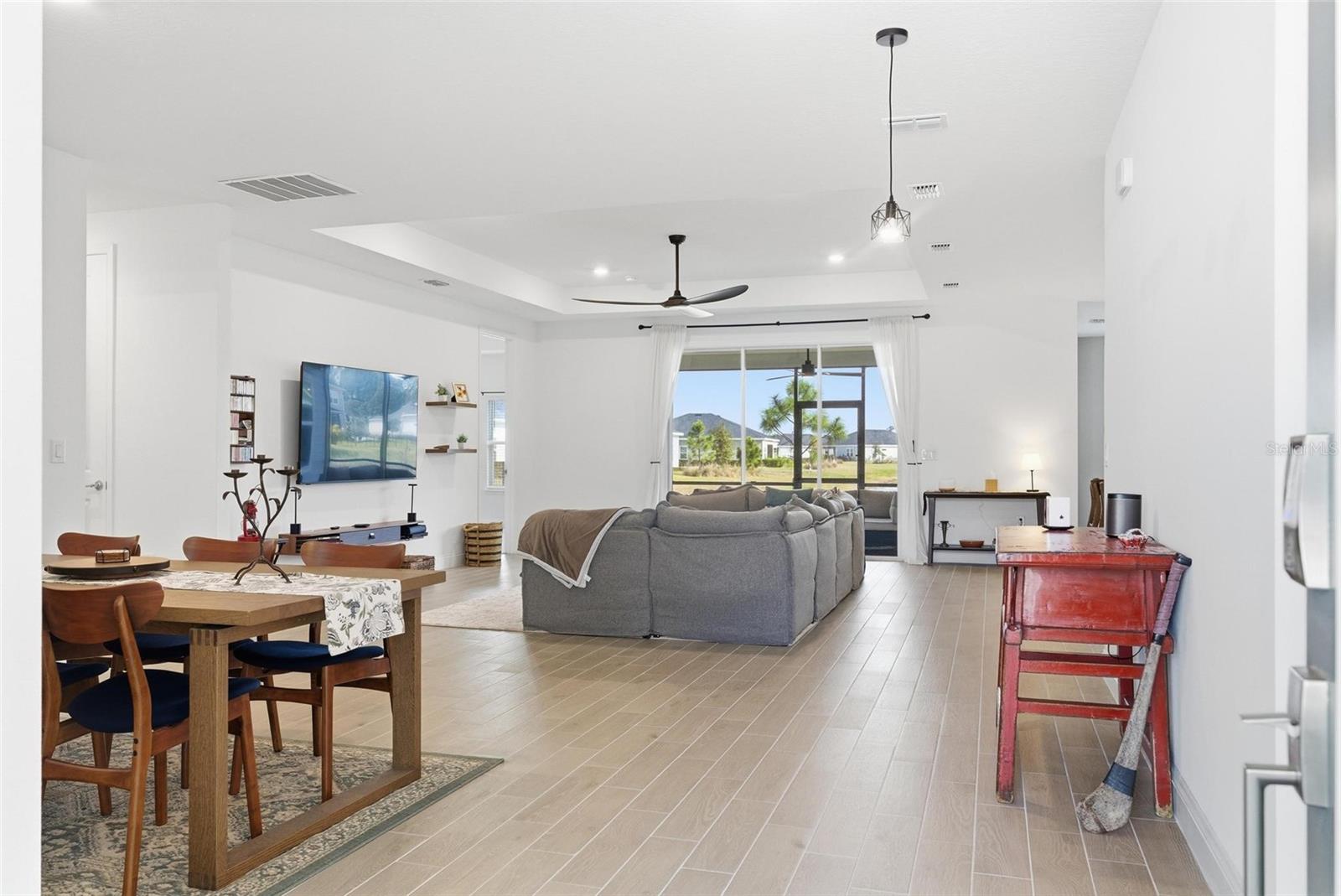 Image 7 of 80 For 4191 Acoma Drive