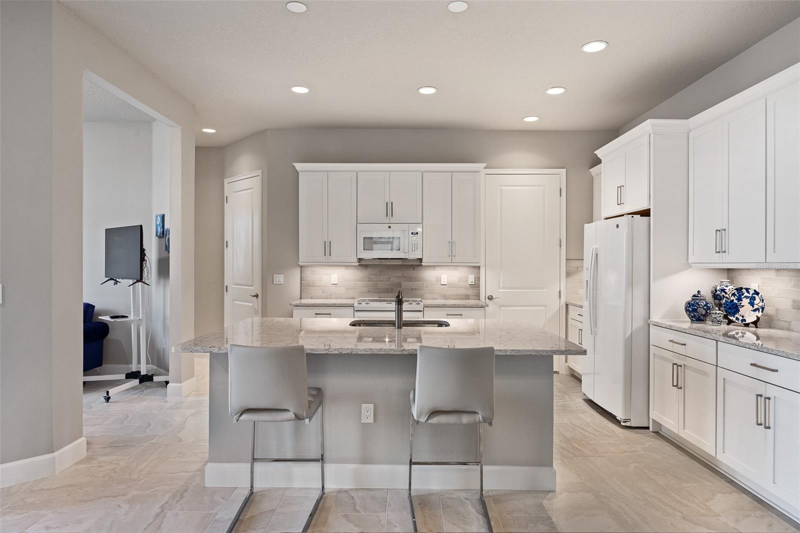 Image 11 of 60 For 21 Southampton Street