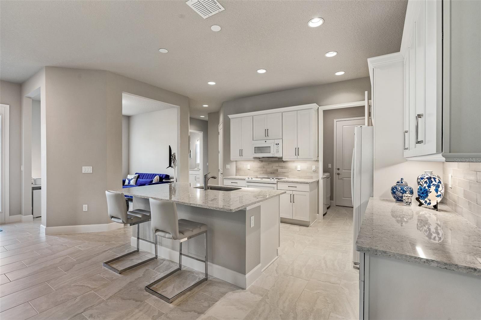 Image 12 of 60 For 21 Southampton Street