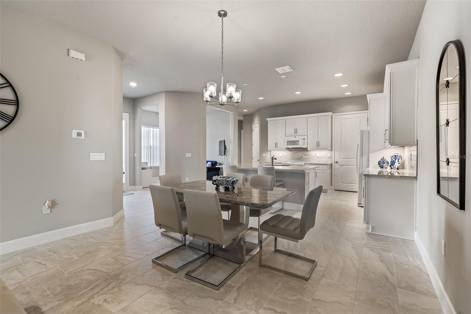 Image 18 of 60 For 21 Southampton Street