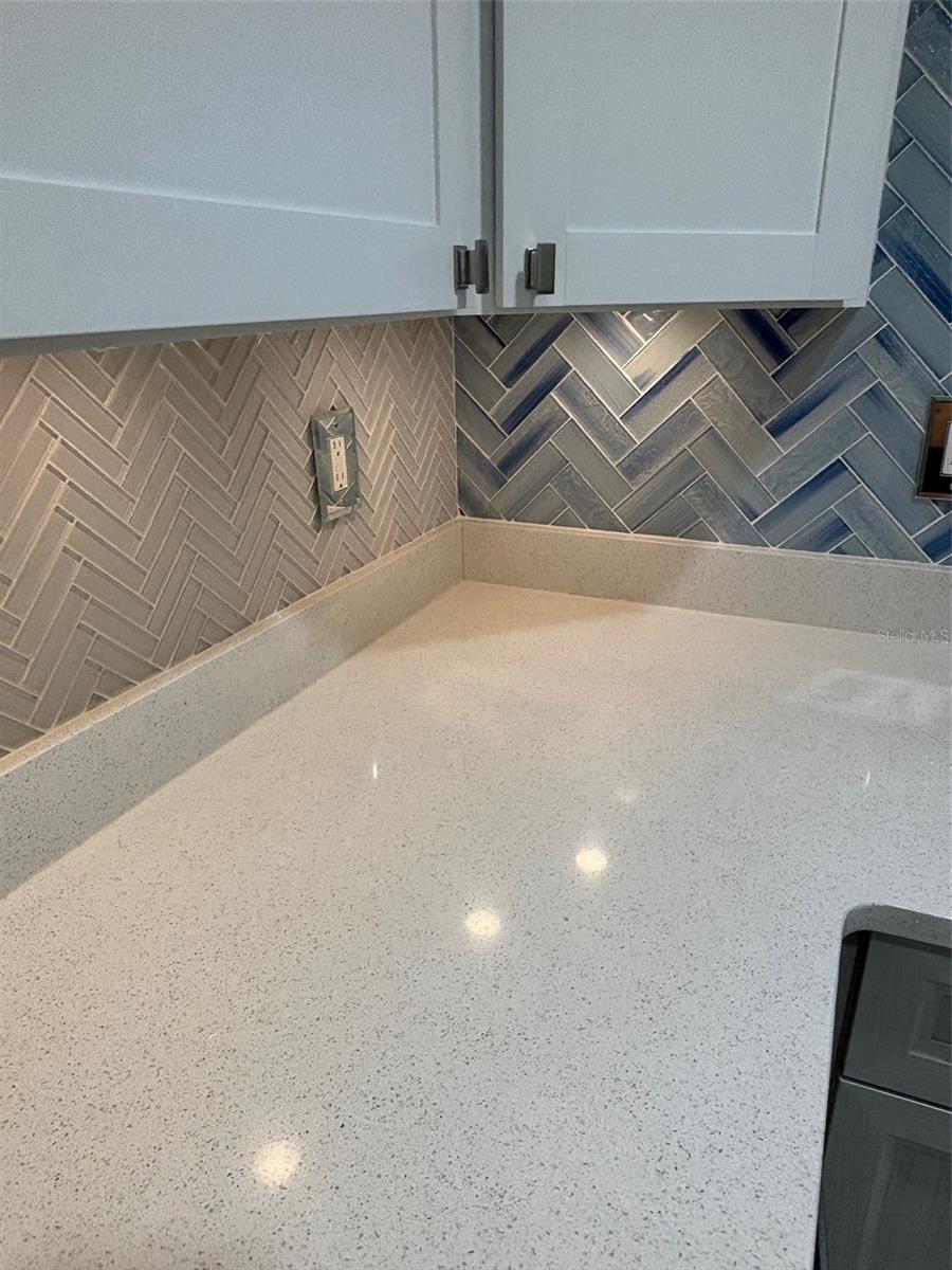 Listing photo id 9 for 4800 Ocean Beach Boulevard 226