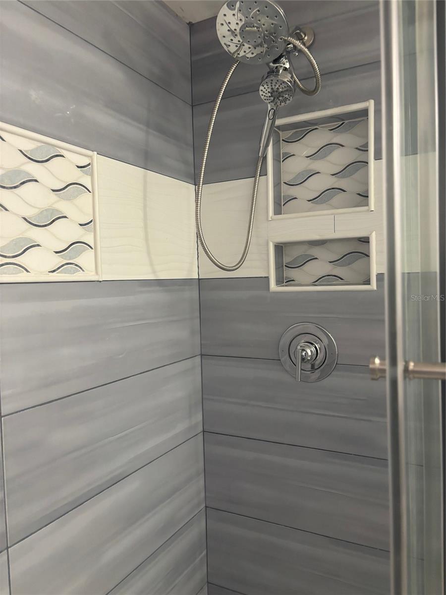 Listing photo id 7 for 4800 Ocean Beach Boulevard 226